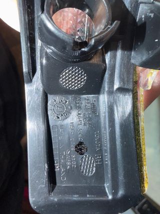 Intermitente Derecho Toyota Auris 81731-02120