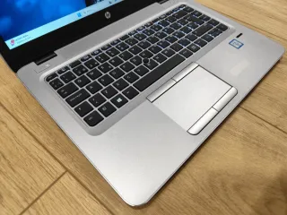 Portátil HP i5, SSD 240GB, 8GB ram