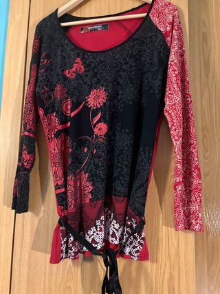Camiseta Desigual Talla L para mujer