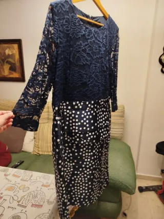Vestido fiesta azul encaje lunares