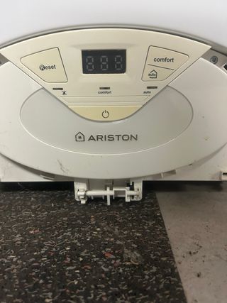 Caldera Ariston ModClas 24/28 Calefacción y Agua