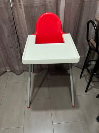 Trona Bebé IKEA Roja y Blanca