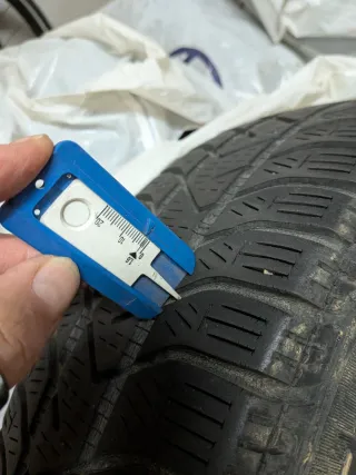 Juegos ruedas Invierno Volkswagen 165/70 R14