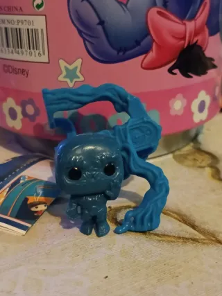 Figurita Vecna Kinder Joy