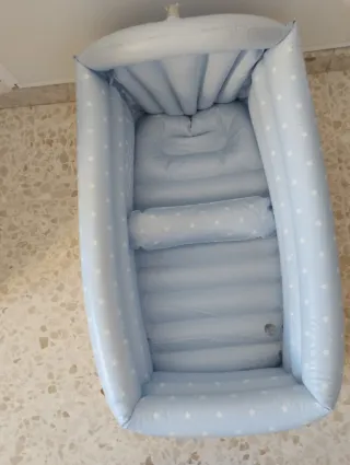 Bañera Hinchable Bebé Estrellas Azules