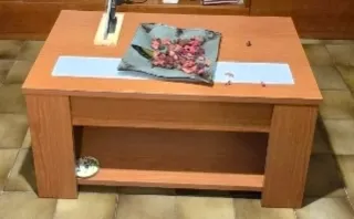 Mesa de centro elevable de madera