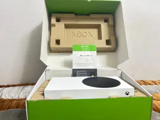 Xbox Series S 512 GB en muy buen estado