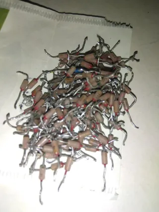 Lotto di Diodi Elettronici