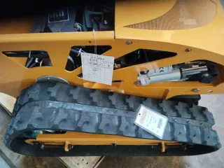 Cortacésped a control remoto