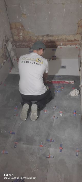 Servicios de Alicatados y Fontanería