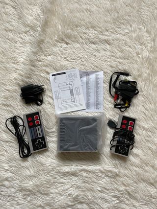 Console Mini Retrò Game System Built-in 620 Games