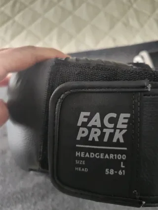 Casco y guantes de boxeo desodorizado,desinfectado