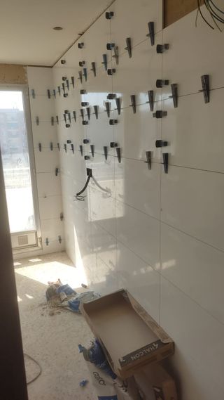 SE OFRECE MANITAS DEL HOGAR-fontanería y pintura**