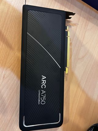 Scheda video Intel Arc A750