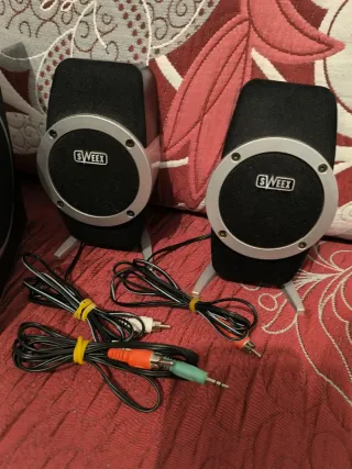 Altavoces y Subwoofer 2.1 SWEEX SP002V2