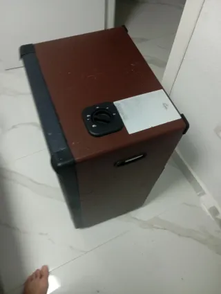 Estufa a gas negra y marrón