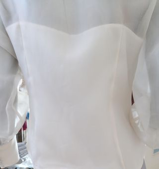 Conjunto Falda Rosa y Blusa Blanca