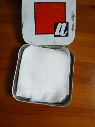 Caja metálica de farmacia Acofar,coleccionismo