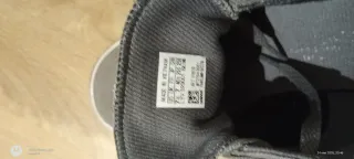 Zapatillas Adidas Gris y Blanco