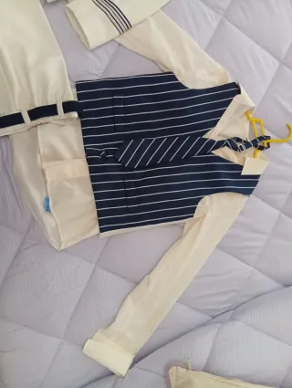 Traje completo de comunión blanco con detalles