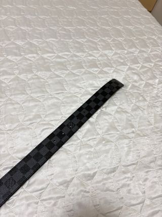 Louis Vuitton sacchetto e scatola arancioni