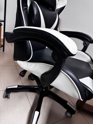 Sedia Gaming Pelle Momo Design