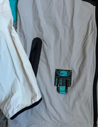 Chaqueta Nike Tech