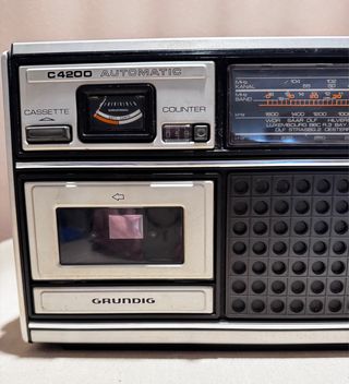 Grundig C4200 Automatic Radio Cassette
