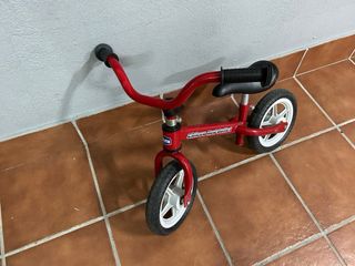 Bicicleta sin pedales Chicco Roja