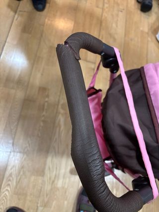 Carrito de juguete rosa