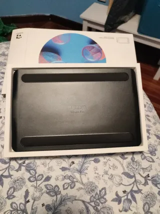 Wacom Intuos Pro Creative Pen Tablet