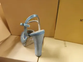 Zapatos de fiesta plateados MENBUR