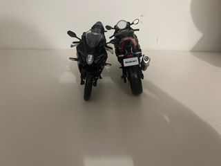 Pack 2 Maquetas Moto Suzuki (Azul y Roja)