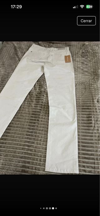 Pantalones beige hombre