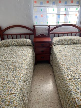 2 Camas 90cm con Cabeceros y Colchones e