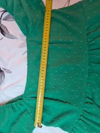 Vestido verde con textura