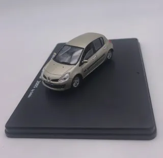 RENAULT CLIO 2005 1:43 BU SOLIDO