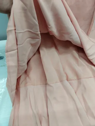 Vestido rosa volantes escote cuadrado