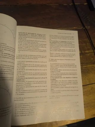 Libro Introducción a la economía política.