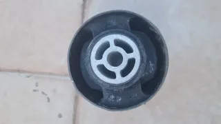 Soporte motor inferior Peugeot Citroen Lemförder