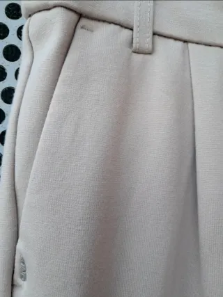 Pantalón beige Only