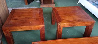 Mesas de madera teteka