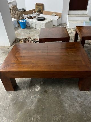 Mesas de madera teteka