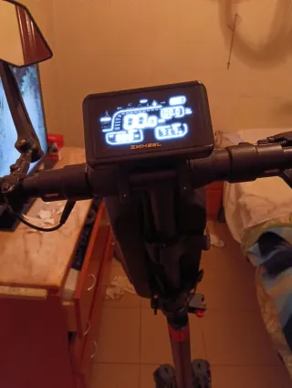 Patinete eléctrico en buen estado