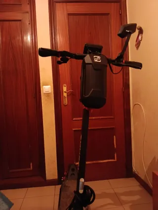 Patinete eléctrico en buen estado