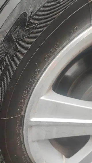 4 Neumáticos Bridgestone Dueler HP Sport