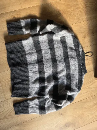 Chaqueta de punto a rayas