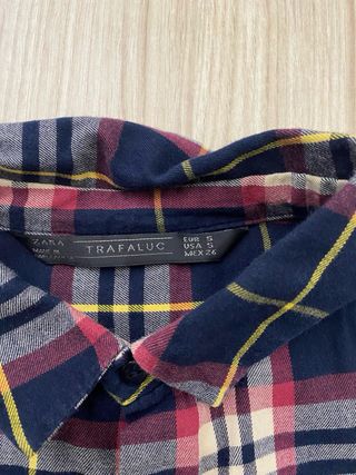 Camisa Zara cuadros azul y rojo