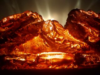 Pequeña estufa eléctrica con efecto LEÑA ARDIENDO