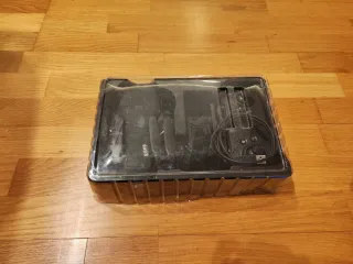 Dron Negro con Mando y Cable USB